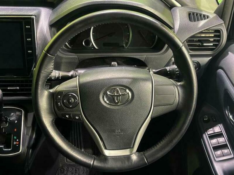 VOXY-11
