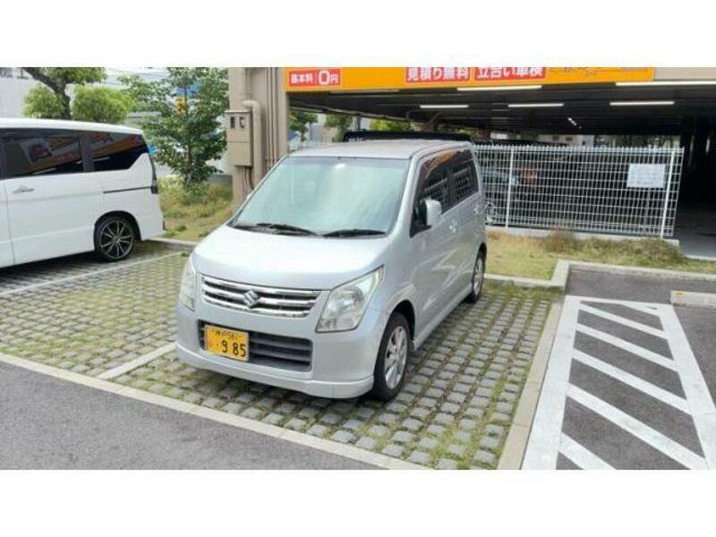 WAGON R