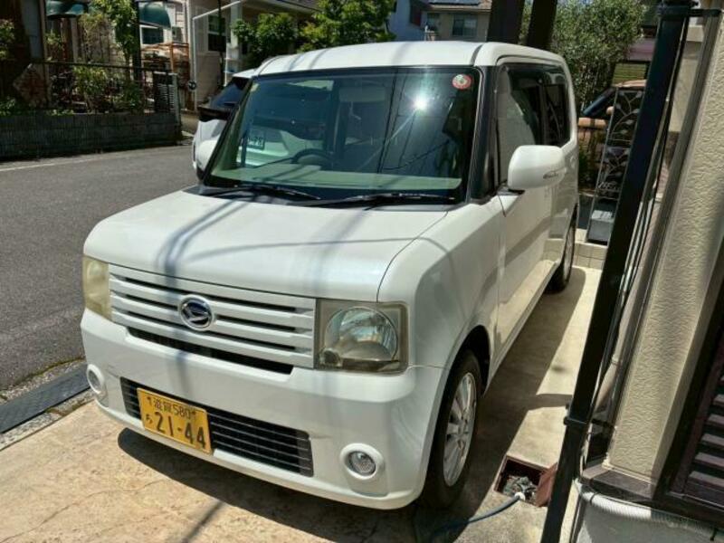DAIHATSU MOVE CONTE