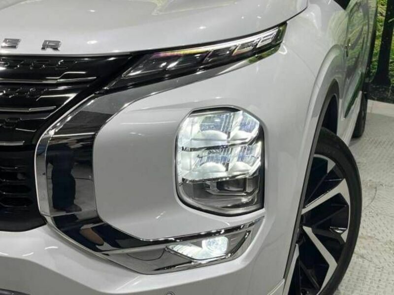 OUTLANDER PHEV