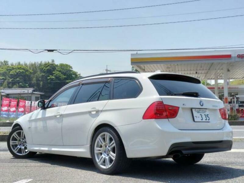 3 SERIES
