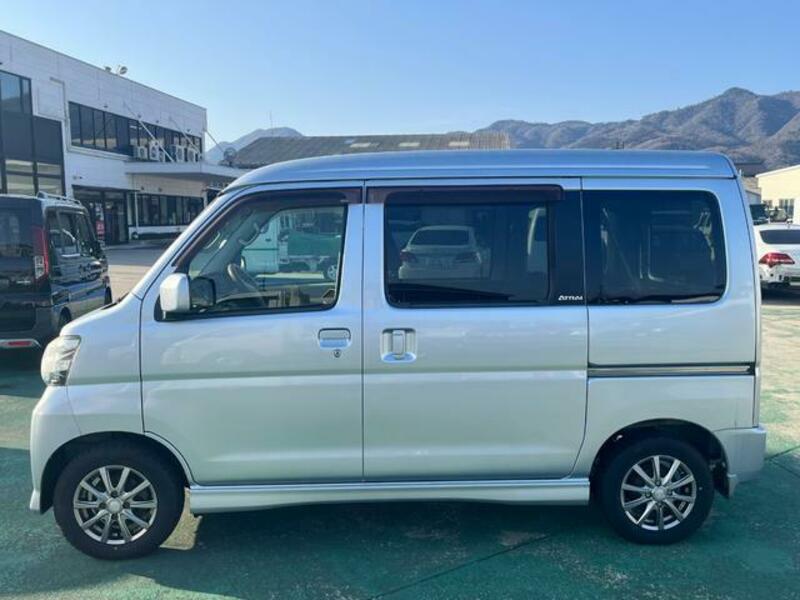 ATRAI WAGON