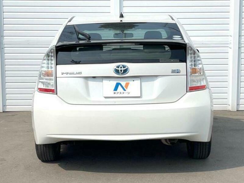 PRIUS-15