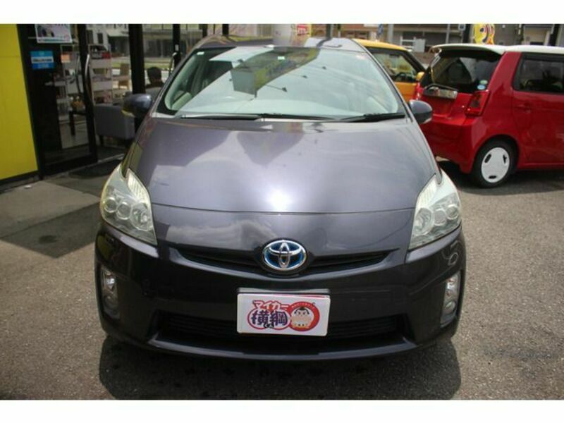 PRIUS-4