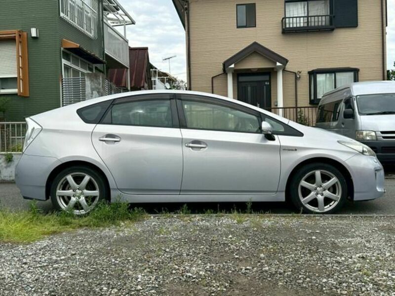 PRIUS
