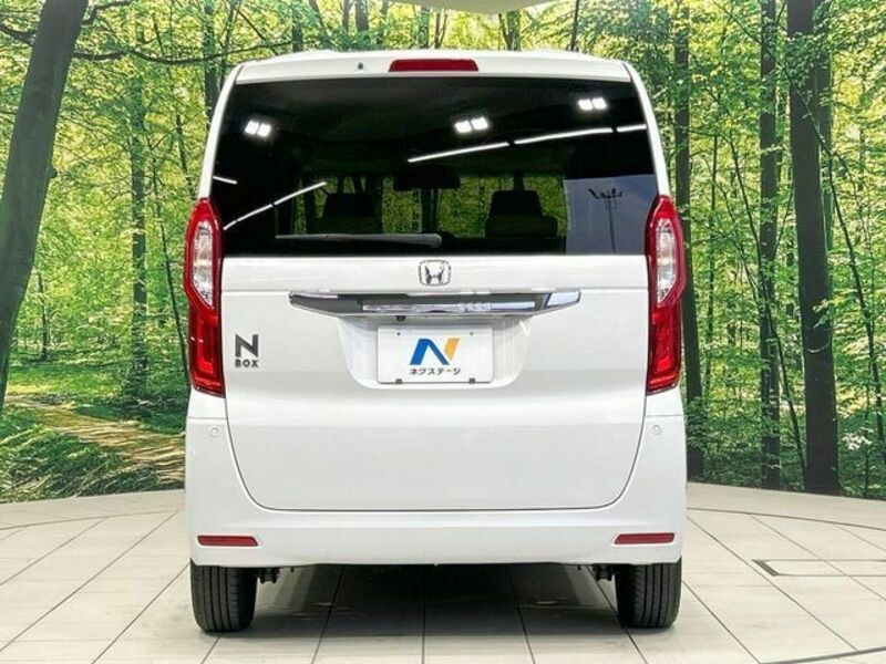 N BOX