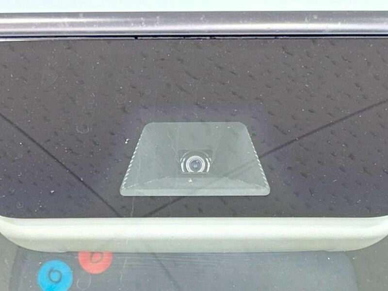 N BOX