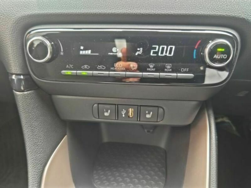 YARIS-17