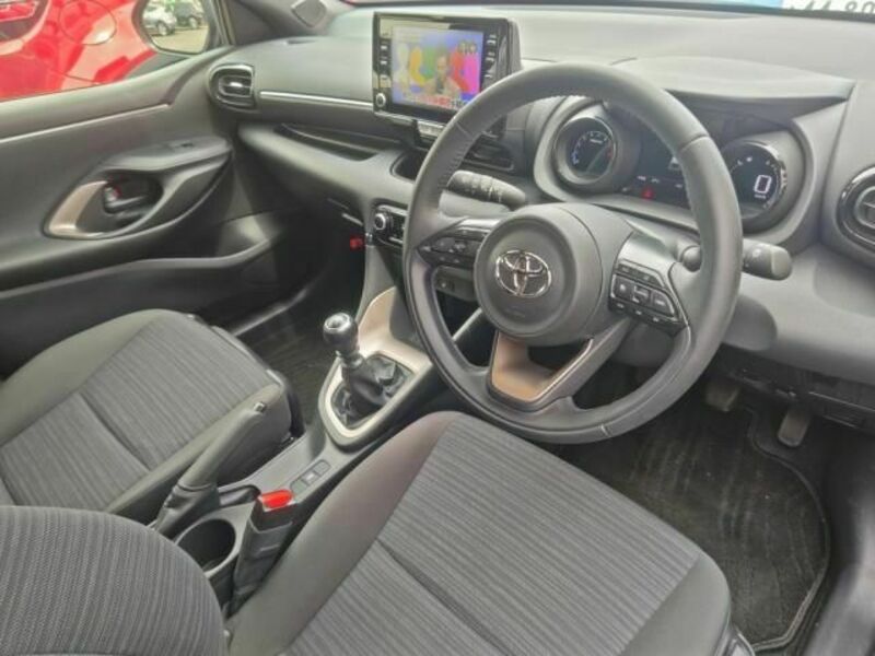 YARIS-18