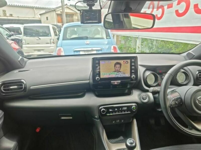 YARIS-26