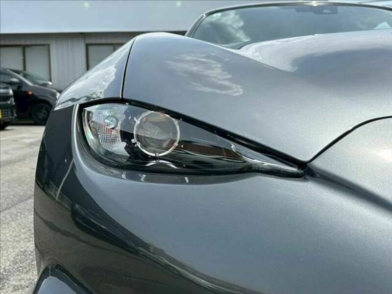 ROADSTER-20