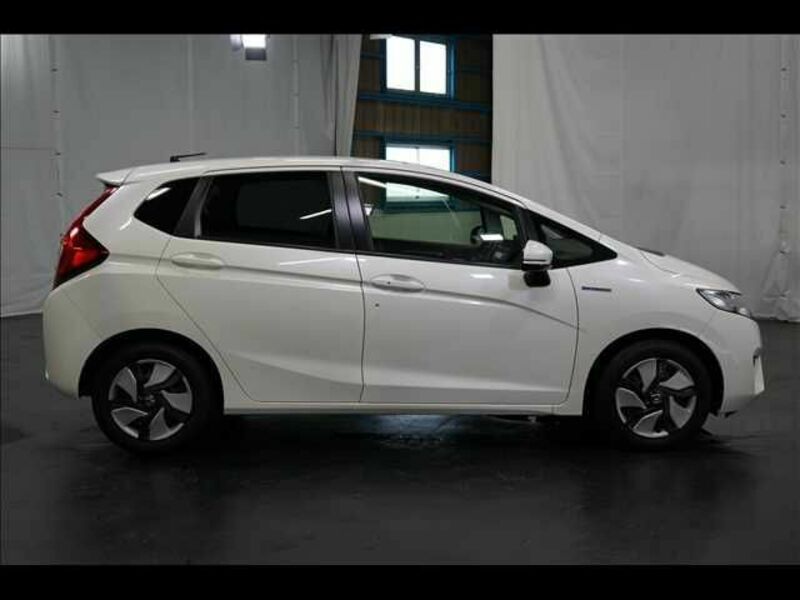 FIT HYBRID