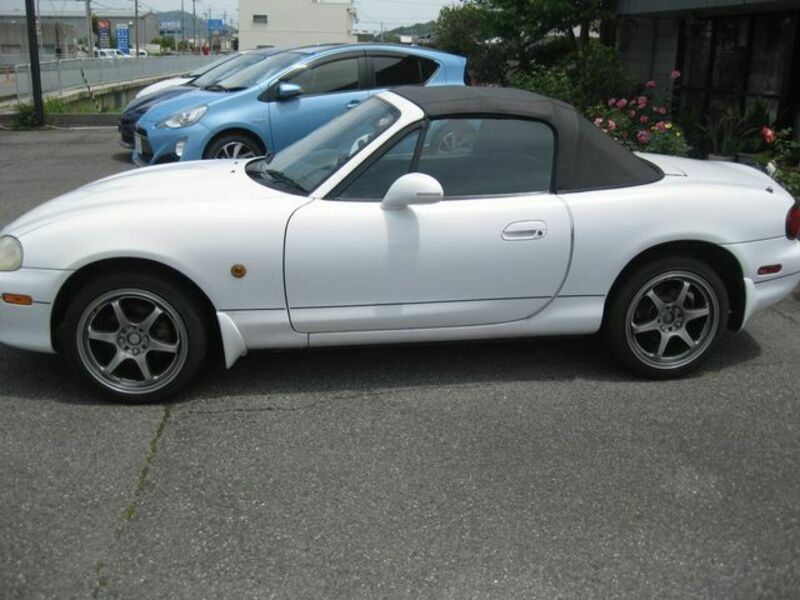 ROADSTER