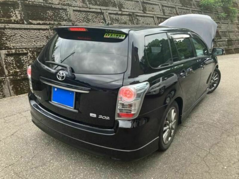 COROLLA FIELDER