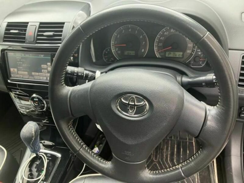 COROLLA FIELDER