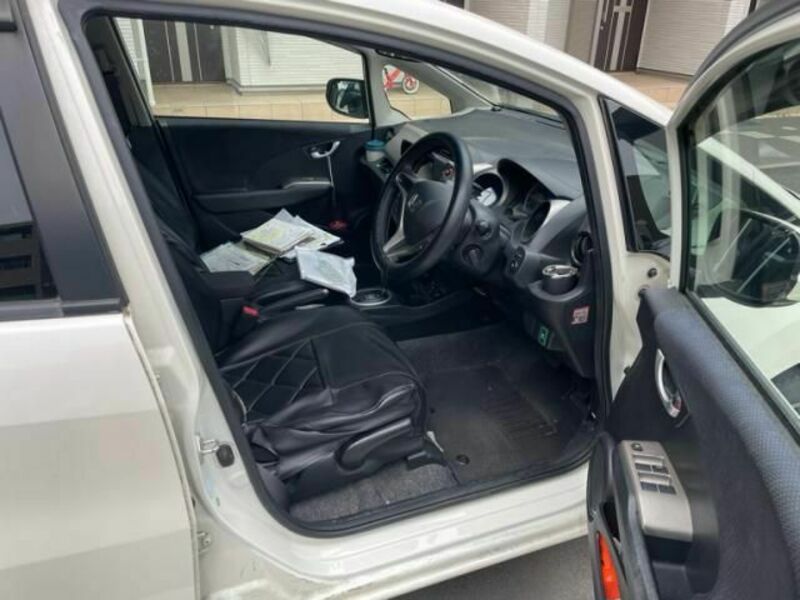 FIT HYBRID-6