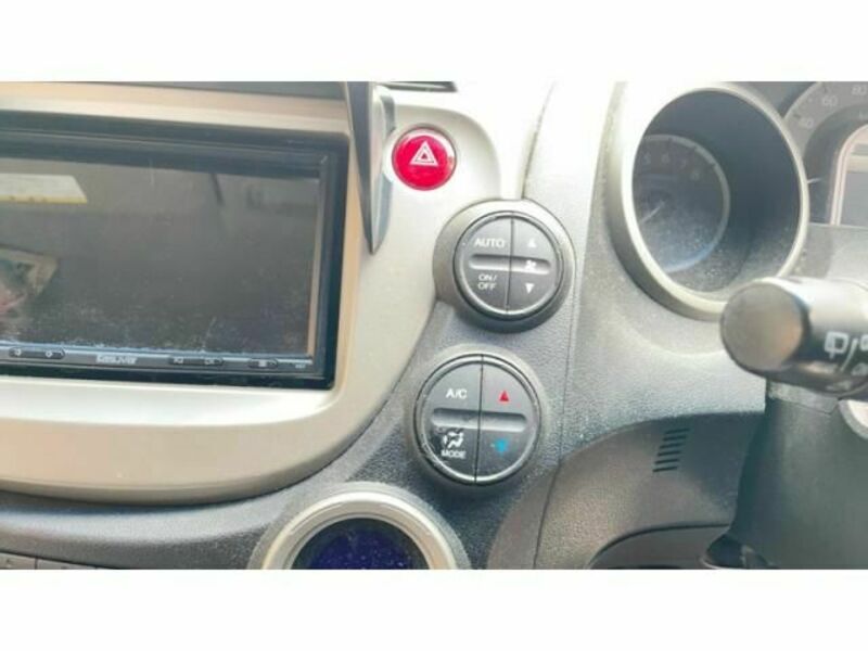 FIT HYBRID-15
