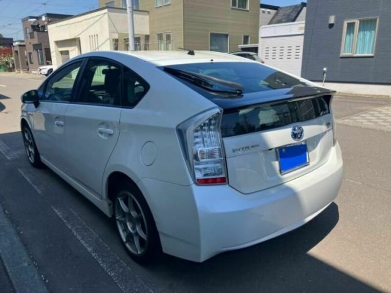 PRIUS