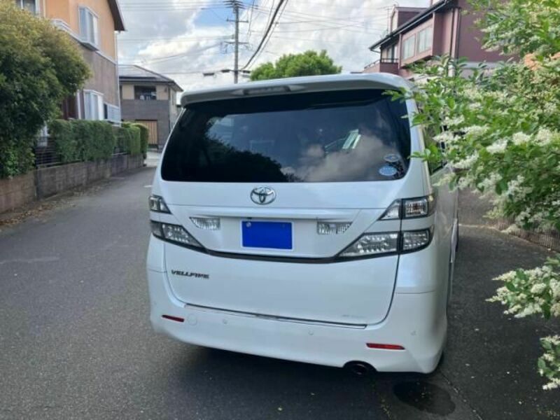 VELLFIRE-3