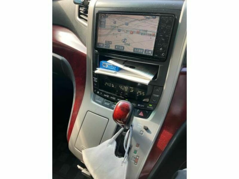 VELLFIRE-20