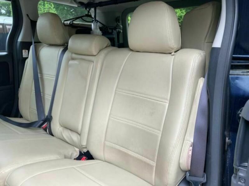 VELLFIRE-10