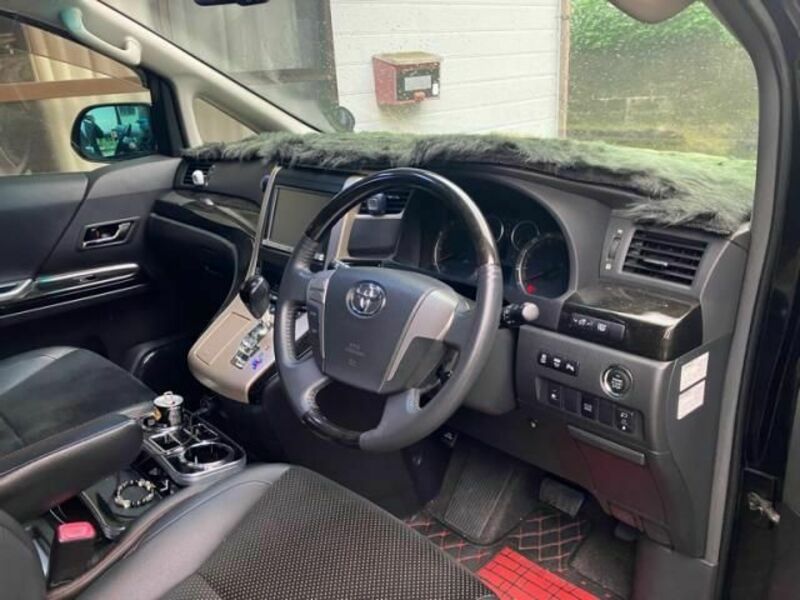 VELLFIRE-15