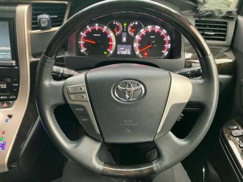 VELLFIRE-18