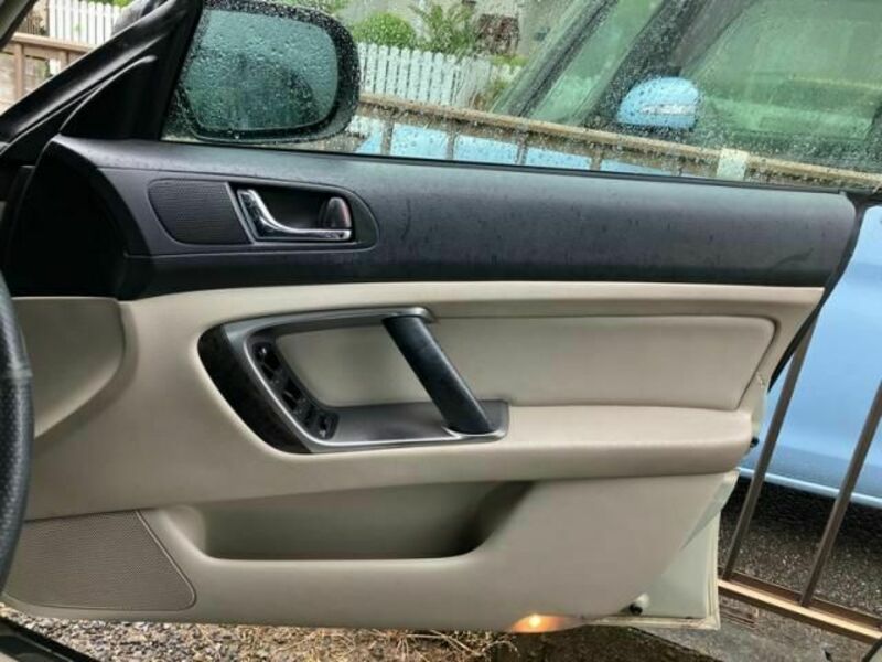 LEGACY OUTBACK