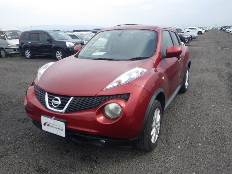NISSAN JUKE