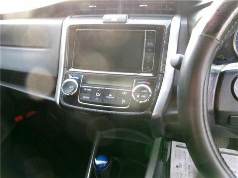 COROLLA FIELDER