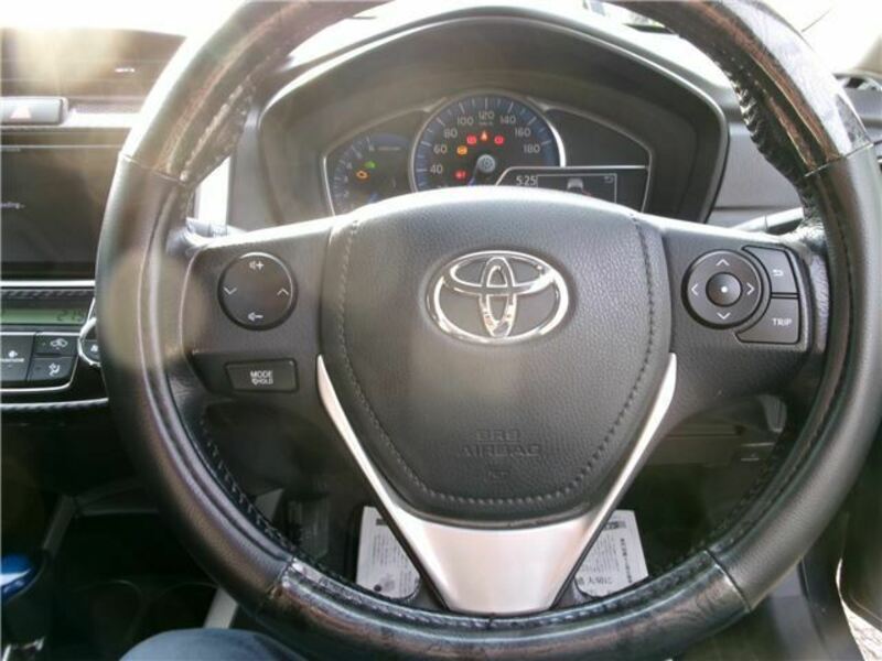 COROLLA FIELDER