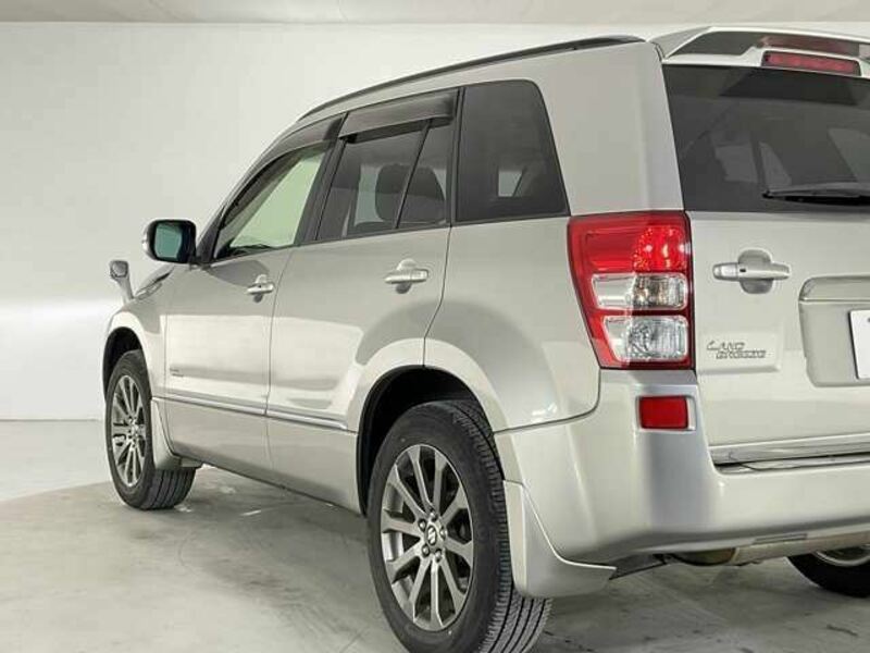 ESCUDO-5