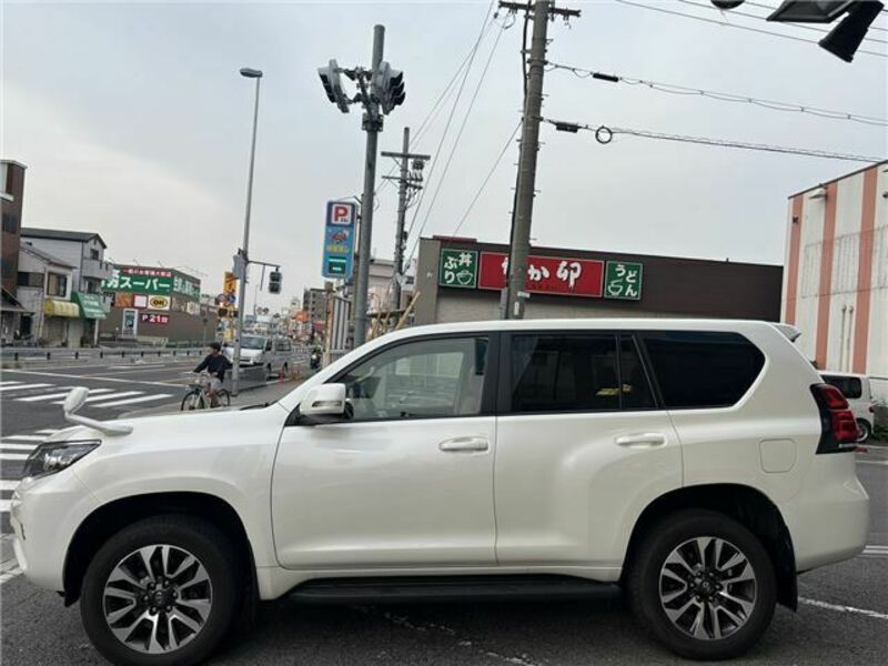 LAND CRUISER PRADO