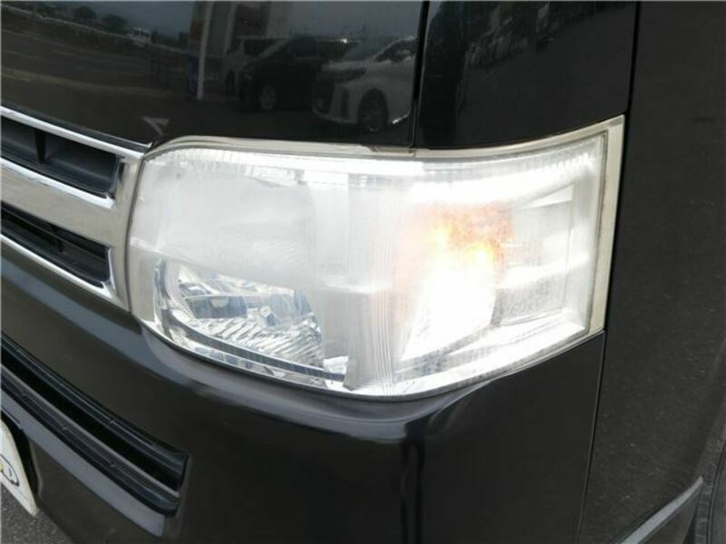 HIACE VAN-21