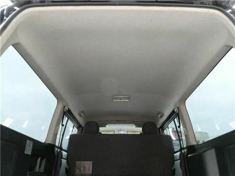 HIACE VAN-25