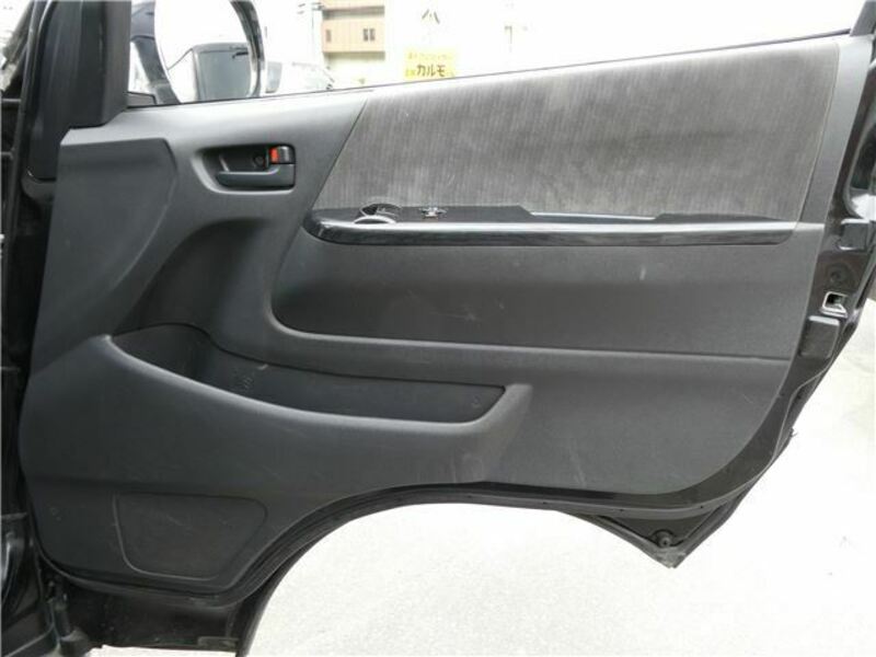 HIACE VAN-26