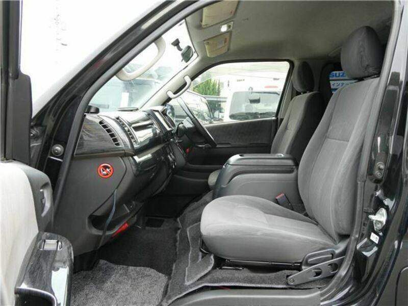 HIACE VAN-31