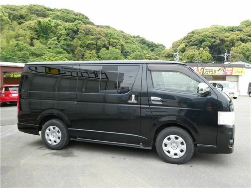 HIACE VAN-33