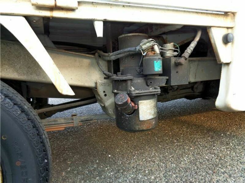 MINICAB TRUCK