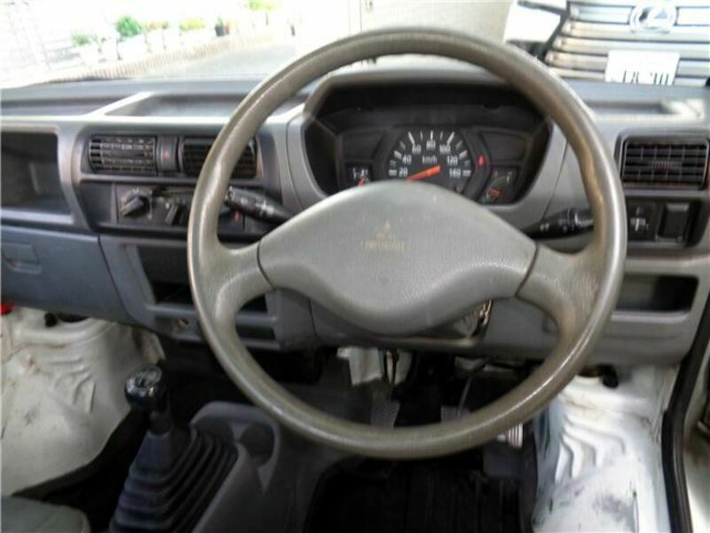 MINICAB TRUCK
