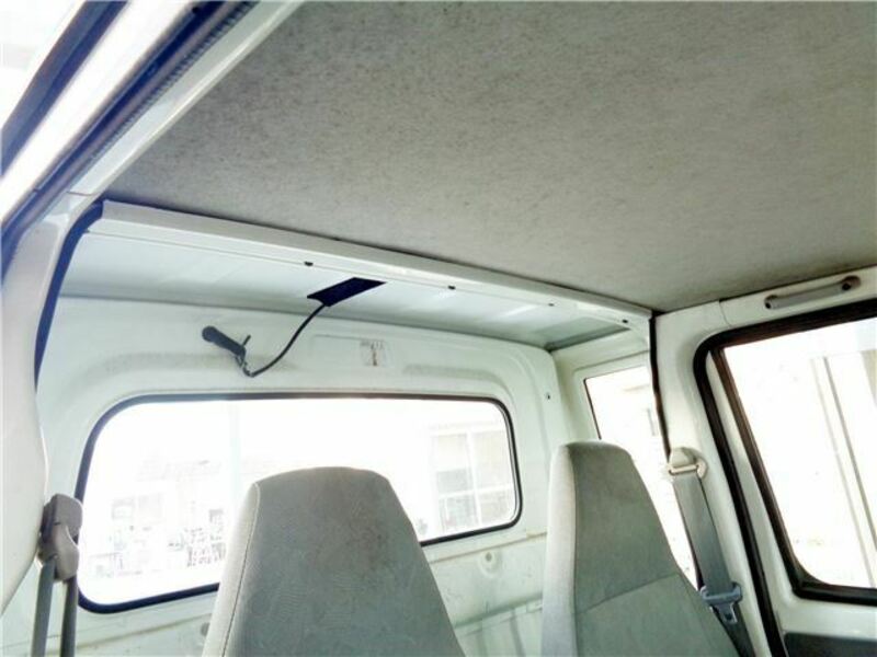 MINICAB TRUCK