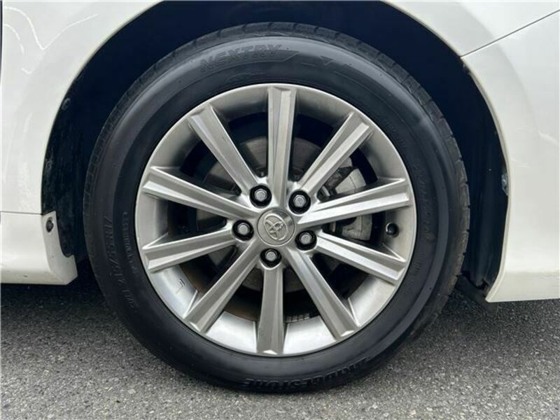 CAMRY-35