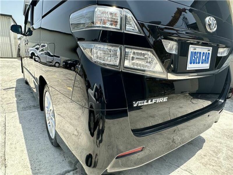VELLFIRE-38