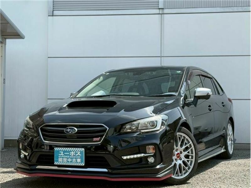 SUBARU　LEVORG