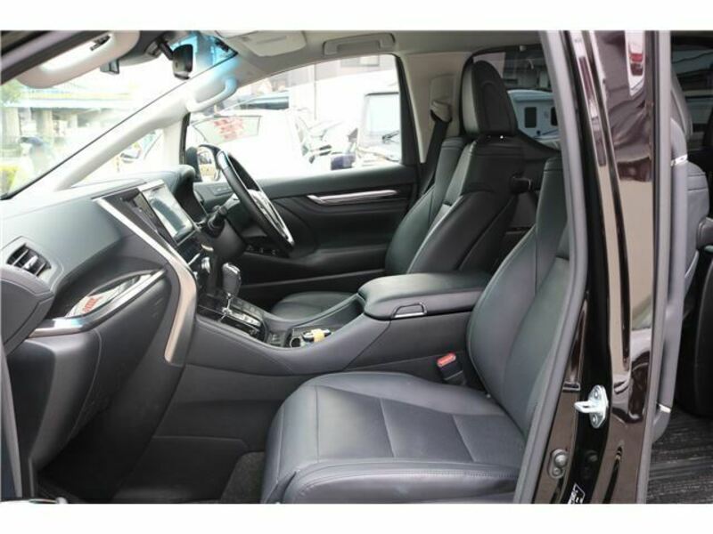 VELLFIRE-10