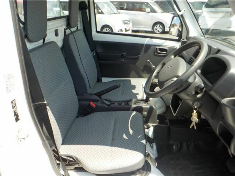 MINICAB TRUCK-2