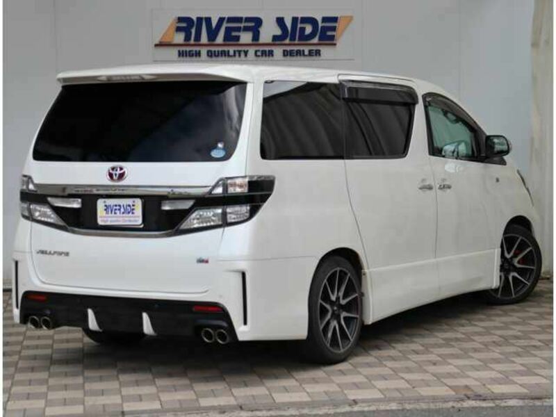 VELLFIRE-2