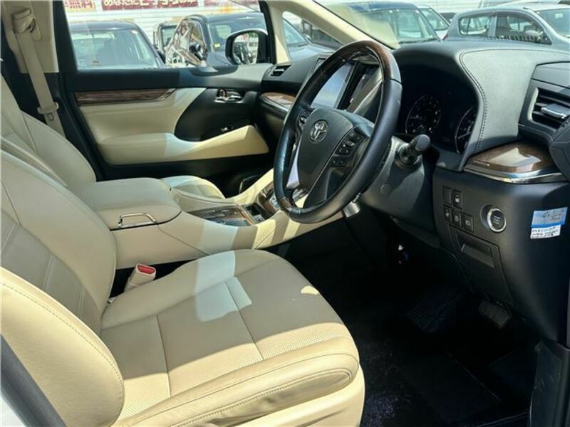 VELLFIRE-2