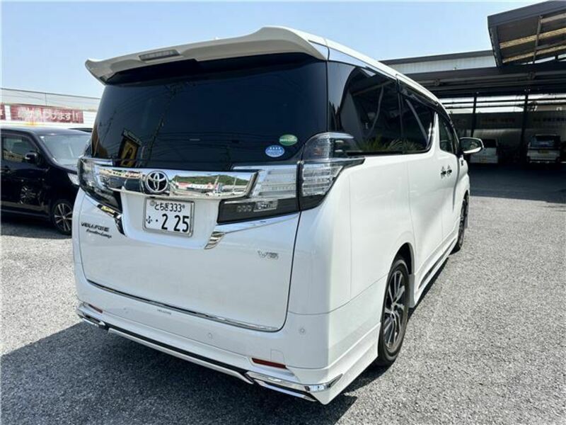 VELLFIRE-8