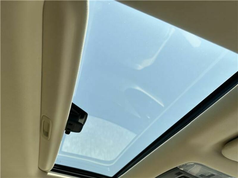 VELLFIRE-12